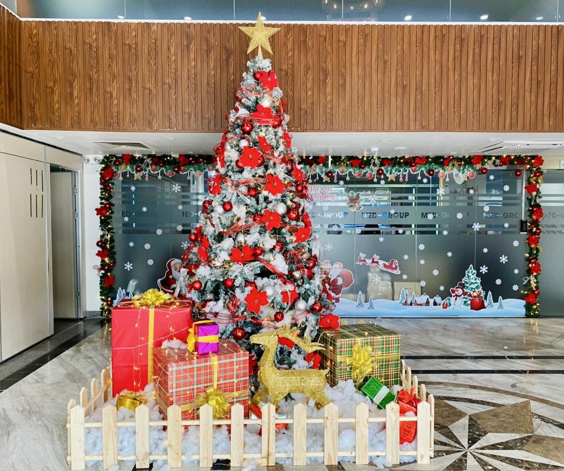 Trang Trí Noel Văn Phòng Đống Đa